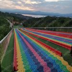 Atracciones Rainbow Slide para paisajes de montaña