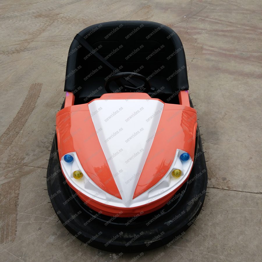 Coche de parachoques de batería tipo C color rojo en oferta por € 199,00 €